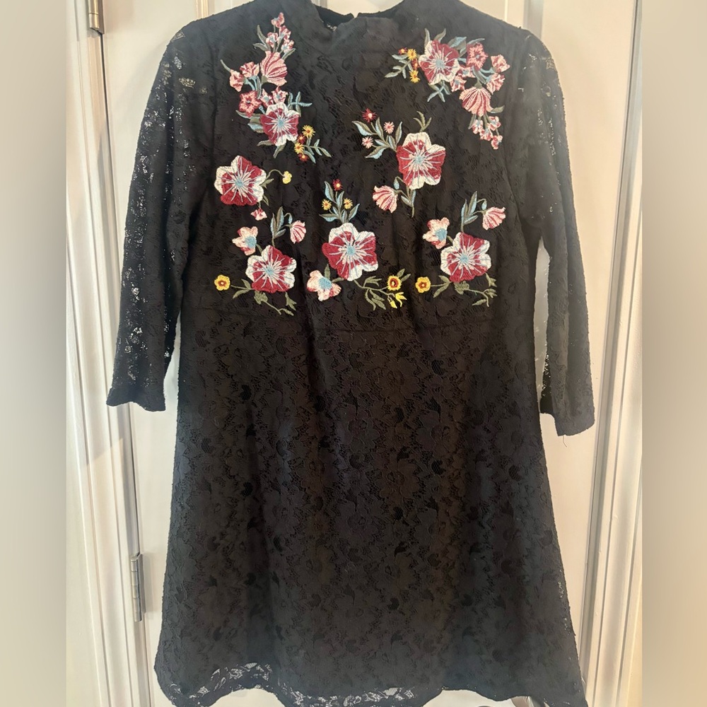 Umgee lace and embroidered black mini dress. Size M